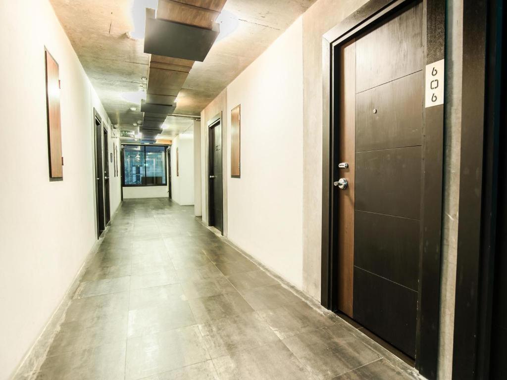 B2 Black Business And Budget Hotel Chiang Mai Eksteriør billede